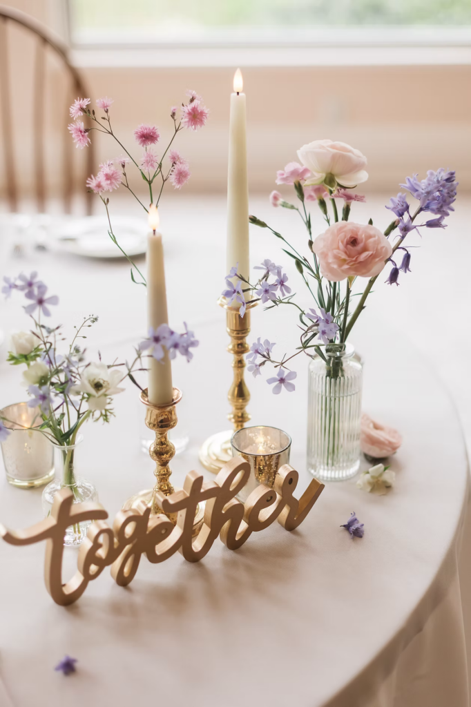Head table for bride and groom details with florals and candle sticks for Pennsylvania wedding in the Pocono Mountains. Photographed by South Jersey Philly Wedding Photographer Madison Neumann Photography.